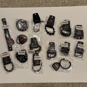 Paparazzi Elegant Black and Gold Bracelet Collection